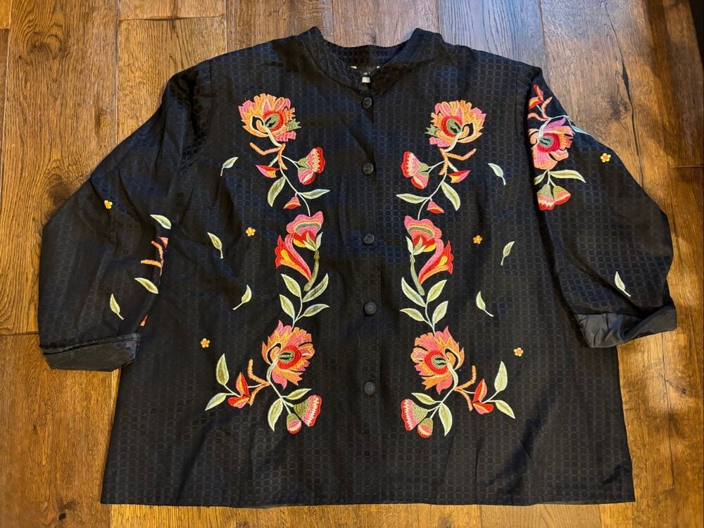 Maggie Barnes black floral embroidered jacket 4X 30/32